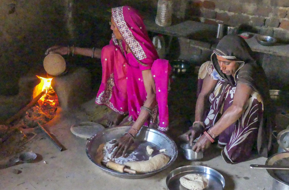 Fossil fuels help India overcome air pollution illnesses, deaths