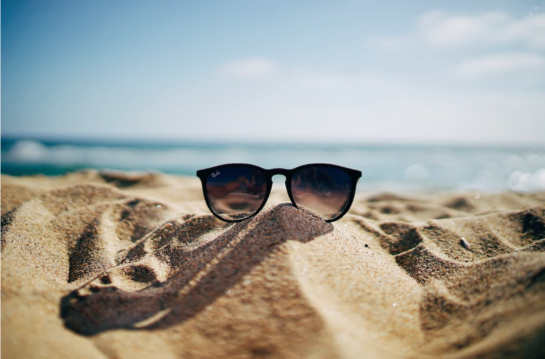 Hot Summer Due to Many Factors—Carbon Dioxide Emissions Are Not One of Them